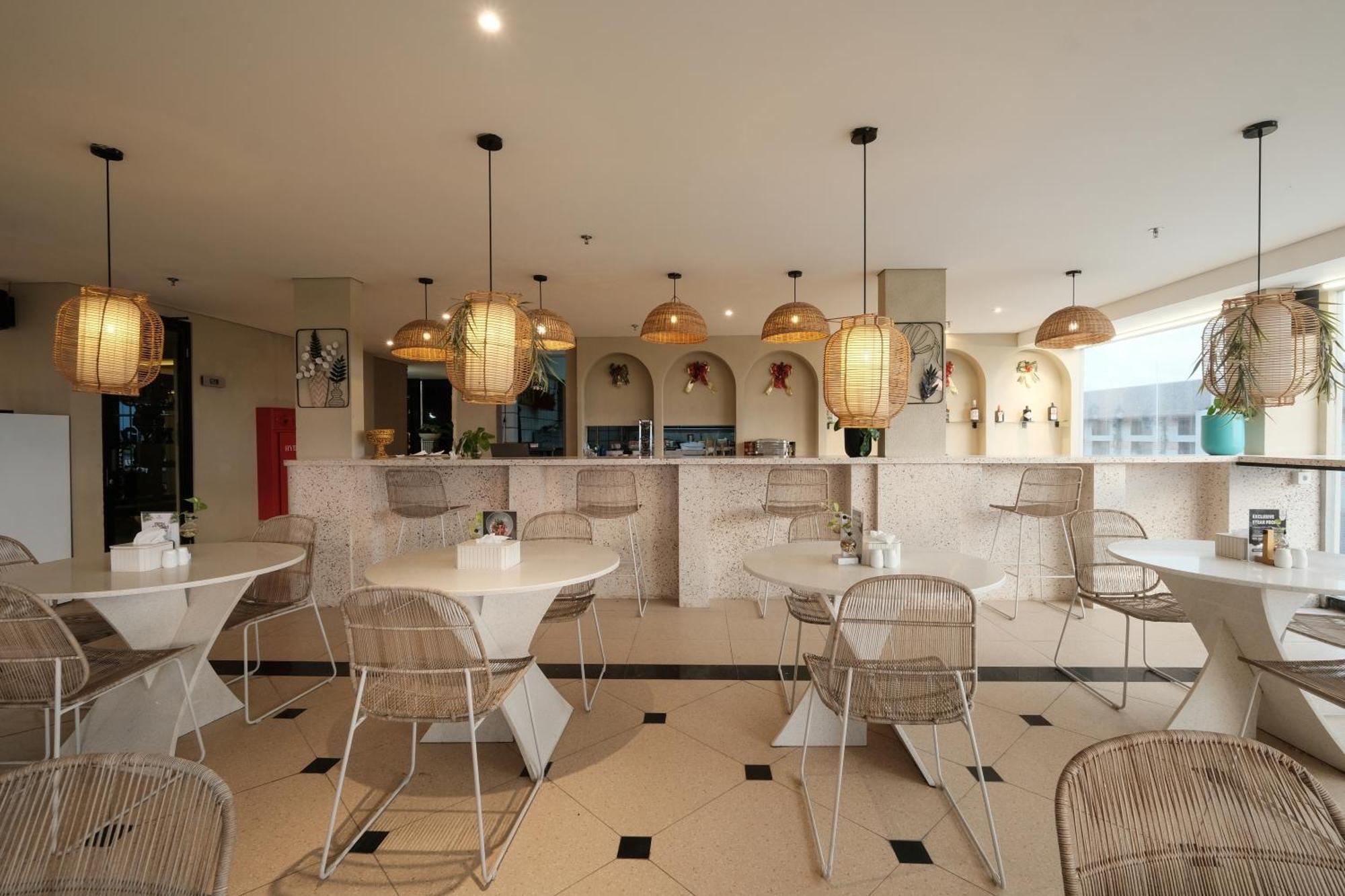 Aster Apartment Bali Canggu Buitenkant foto
